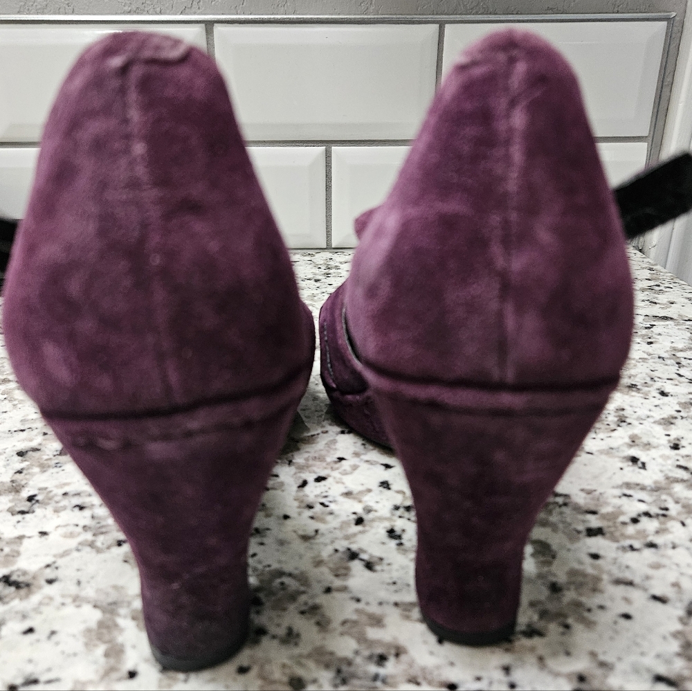Born Women's Plum Suede Heeled Sandals - Picture 2 of 5